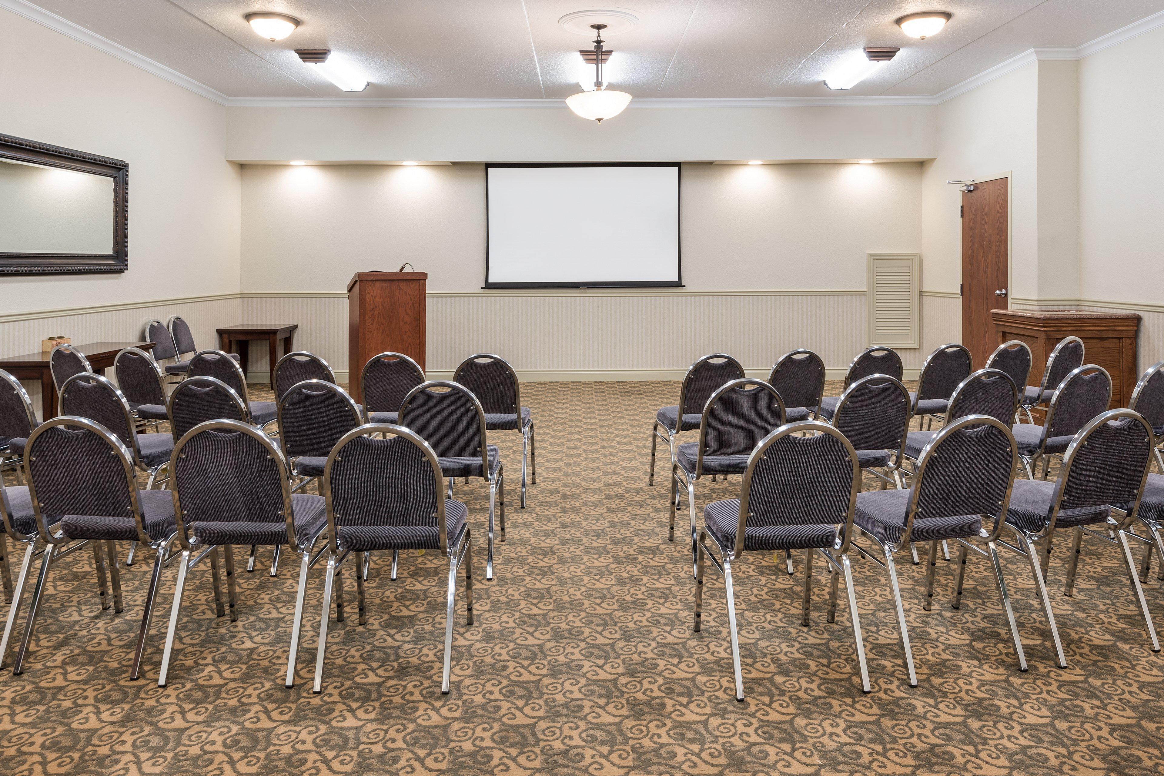 Holiday Inn Express Hotel & Suites 1000 Islands - Gananoque By Ihg Экстерьер фото